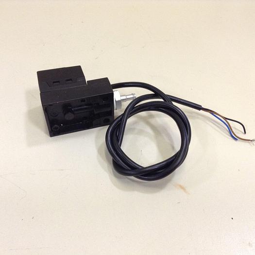 Used SUNX LTD Pressure Sensor Digital DPX-400P-RG #77996