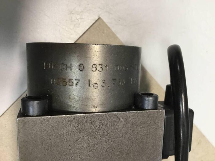 Used BOSCH SERVO Proportional Valve 0 811 404 551 USED