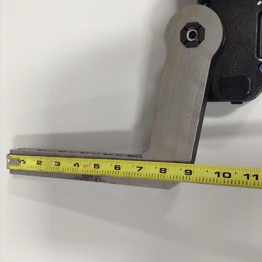 Used DESTACO Pneumatic Hold Clamp 994MAL-046M-90A-57-11-DS #90082