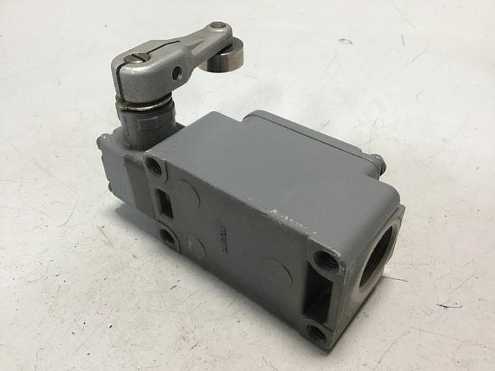 Used OMRON Limit Switch WLCA2-2 #121878