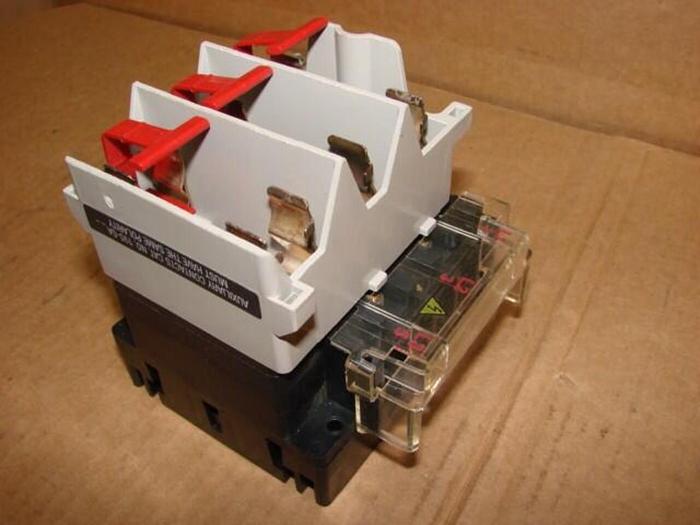 Used ALLEN BRADLEY 30 Amp Disconnect Switch 194R-NJ030P3 SER B #21260