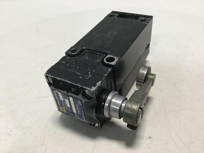 Used SQUARE D Limit Switch 9007AEQ2724 #113173