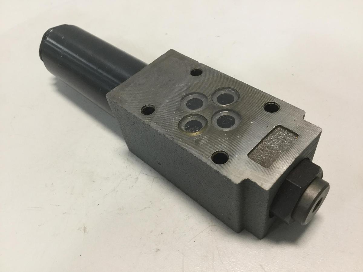 Used REXROTH Valve ZDR6DP240150YM USED
