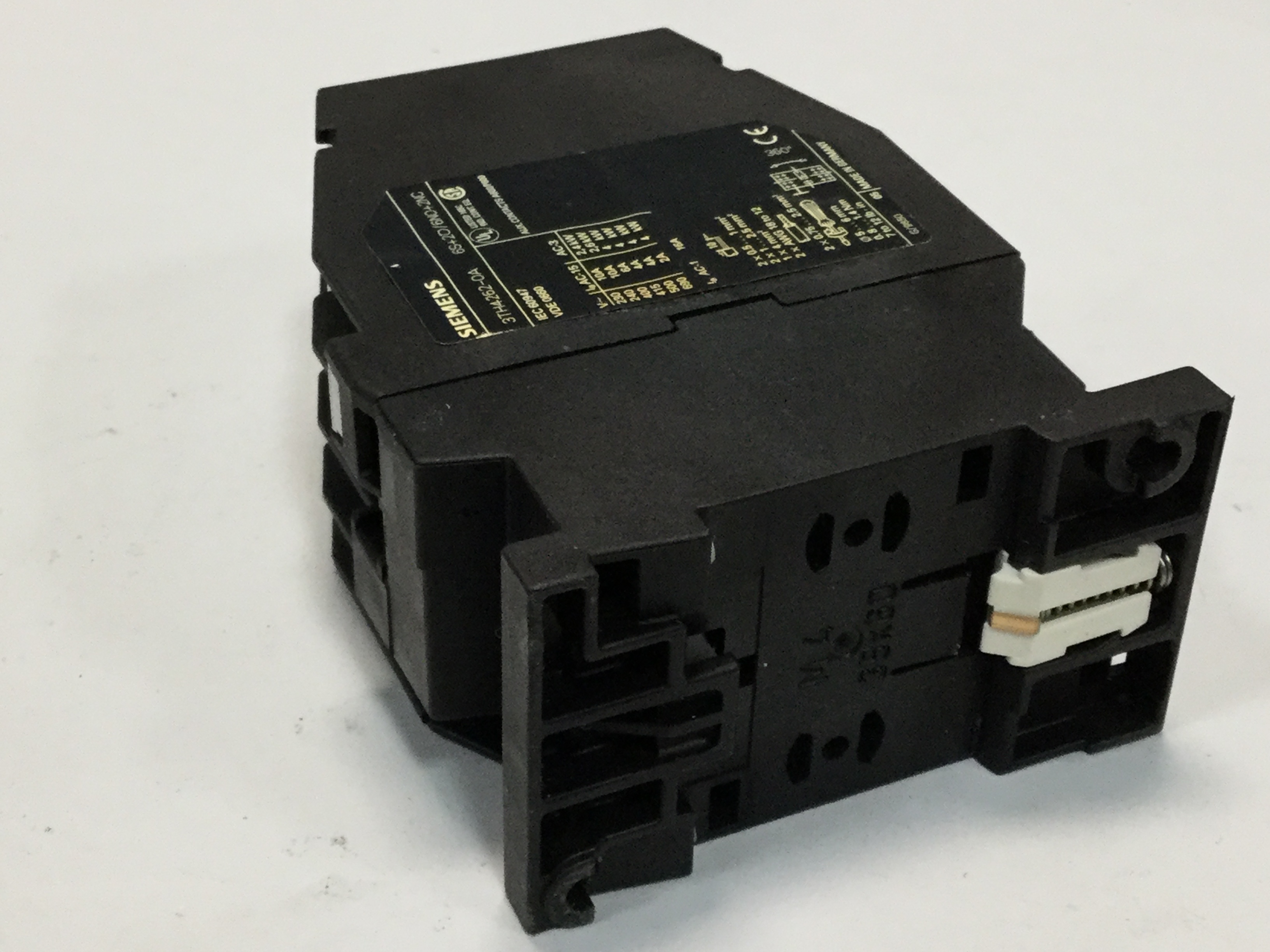 Used SIEMENS Contactor Relay 3TH4262-0A USED