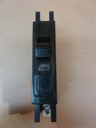 Used SQUARE D 20 Amp Circuit Breaker QOU120 #32970