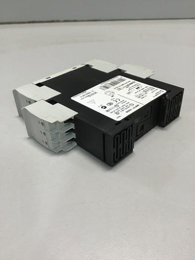 Used SIEMENS Relay 3RN1011-2BB00 USED