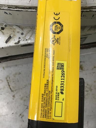 Used KEYENCE CORP Light Curtain GL-R72H-T USED