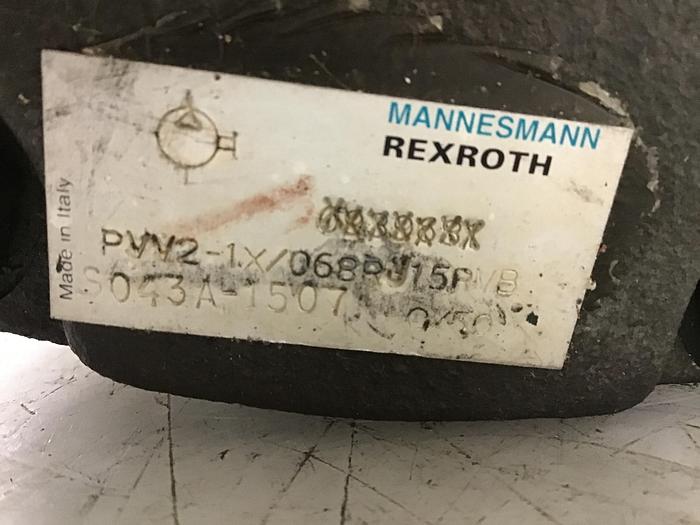 Used MANNESMAN DEMAG Pump PVV2-1X/068RJ15PVB Used #139200