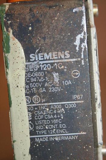 Used SIEMENS Limit Switch .. SE3 120-1C #20482