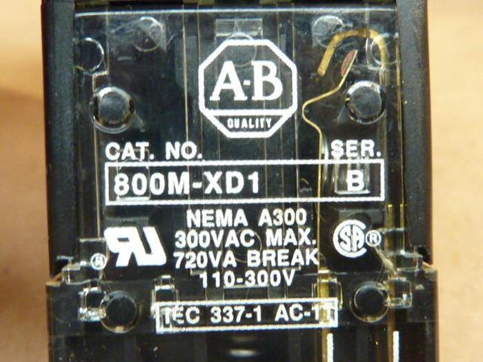 Used ALLEN BRADLEY Push Button 800MB-X0 YELLOW #38147