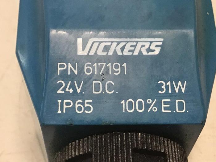 Used VICKERS Valve DG4V32AMUH730 #137826