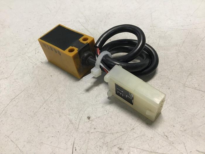 Used OMRON Proximity Switch TL-Q5MC1-5 #114565