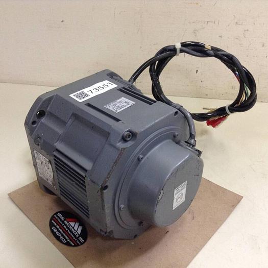 Used YASKAWA ELECTRIC AC Servo Motor USADED-13YRW11 Used