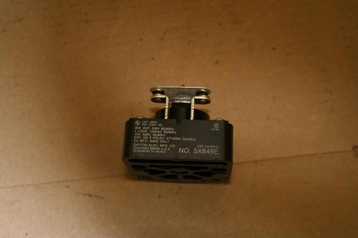 Used DAYTON Power Relay 5X849E Used