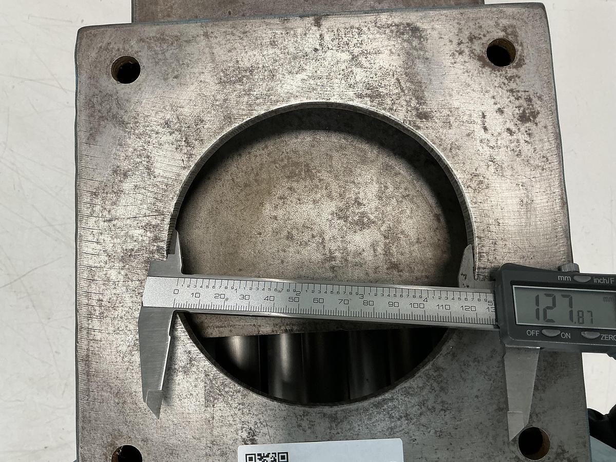 Used METAL FABRICATORS NO MODEL NUMBER