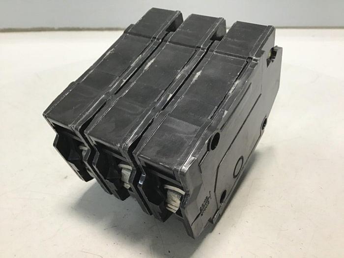 Used GENERAL ELECTRIC Breaker THQC330 #113580