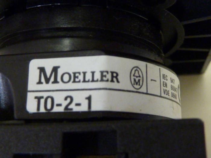 Used MOELLER Switch T0-2-1 #57534