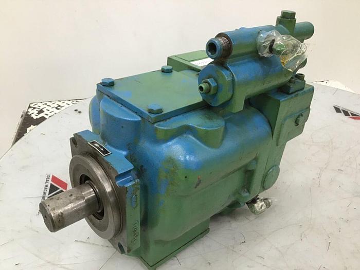 Used VICKERS Hydraulic Piston Pump PVE62QIR C16 21 C21V17 21 063 Used