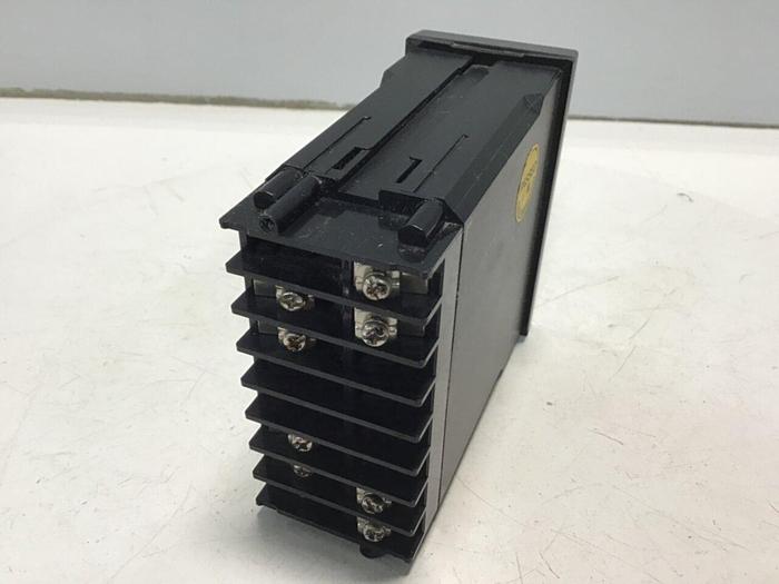 Used RKC Temperature Control REX-C400 #121115