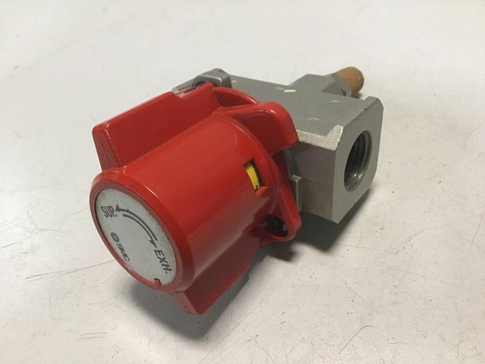 Used SMC Pneumatic Safety Valve Shutoff Lockout VHS40-N04-Z #112913