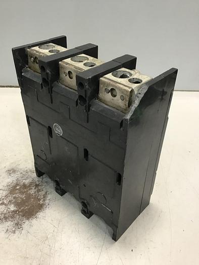 Used GENERAL ELECTRIC / GE 400 Amp Circuit Breaker TJJ436400 USED