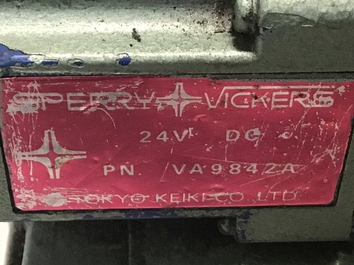 Used VICKERS Valve DG4V-3-6C-PL2-11-10-JA-S310 #137718