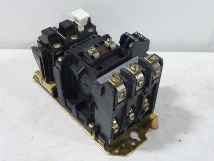 Used ALLEN BRADLEY Starter Size 1 520F-BOD SER W W32 #58020