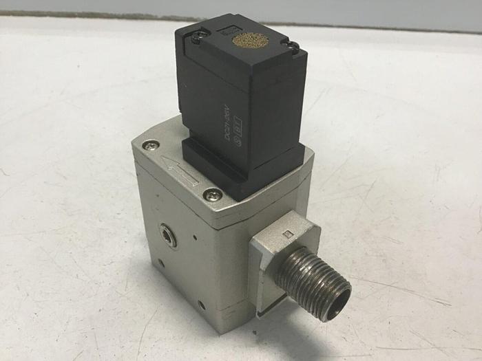 Used SMC Valve AV3000-03-5D #124273