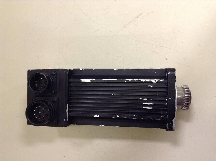 Used ALLEN BRADLEY AC Servo Motor 1326AS-B330H-21 Used