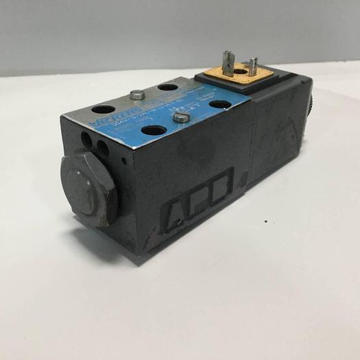 Used VICKERS Valves DG4V-3-2AL-M-U-HL7-60 #91430