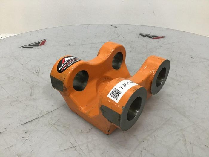 Used CINCINNATI MILACRON Toggle Link 5038008 #130146