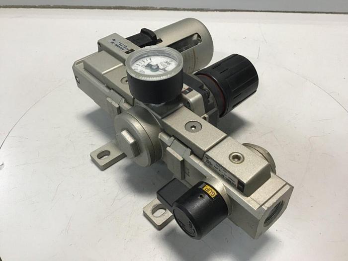 Used SMC Regulator AFD4000-04 #121083