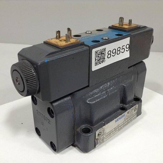 Used VICKERS Valve DG4V-3-6C-M-U-HL7-60-B13 Used