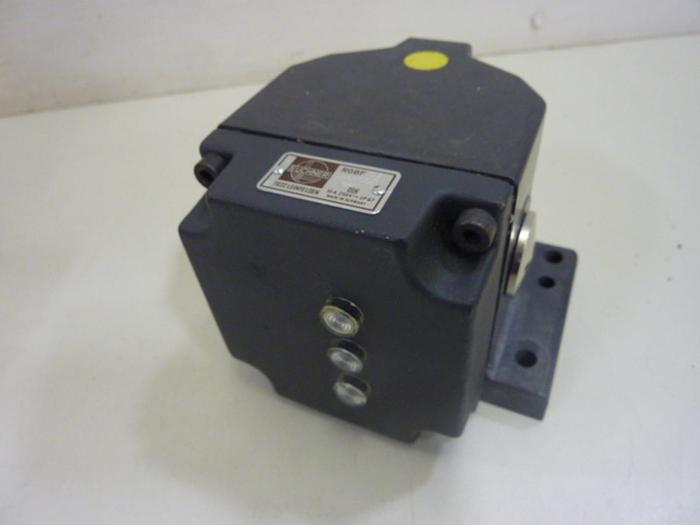 EUCHNER Limit Switch RGBF 03 D16-502 L110 #51544