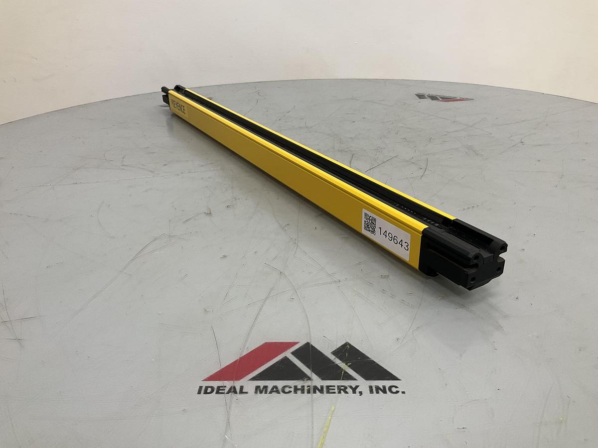 Used KEYENCE SL-V79FM-T