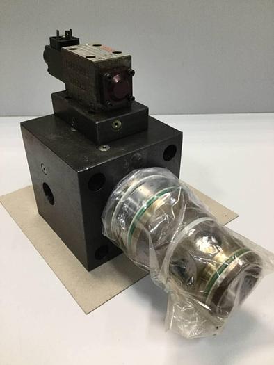 Used MOOG Valve CCE50A6RH1X10W3 #98322