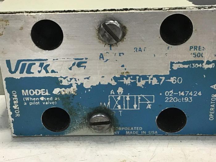Used VICKERS Valve DG4V-3-6AL-M-U-HL7-60 #137906