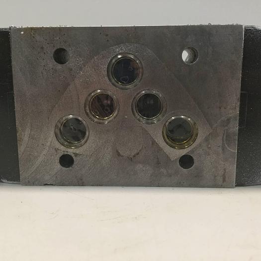 Used VICKERS Directional Control Valve DG4V56CMP7LH740 Used #95073