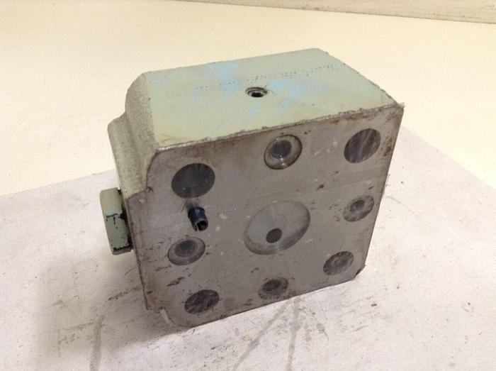 Used NACHI Hydro-Logic Valve HLC-08-4C2-S-9917A #68225