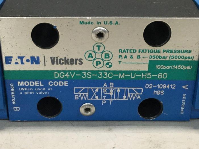Used VICKERS Valve DG4V-3S-33C-M-U-H5-60 #110416
