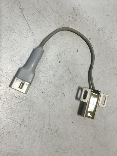 Used FUJI ELECTRIC Proximity Switch PE-B4D3 #128422