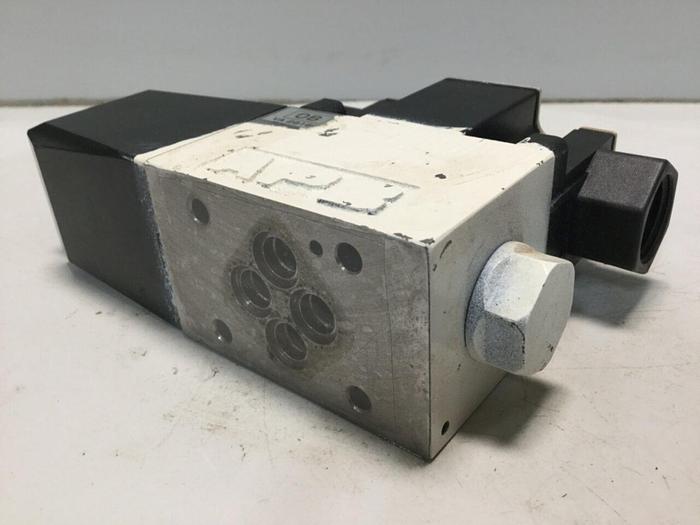 Used VICKERS Tokimec Directional Control Valve DG4V30BMP7H750 #104725