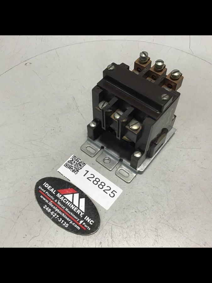 Used CUTLER HAMMER Contactor 9560H1403A USED