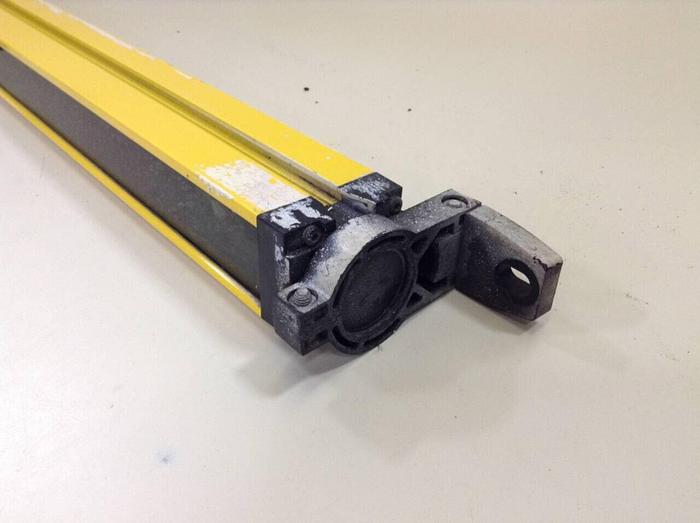 Used SICK Light Curtain M20S-04130A122 Used