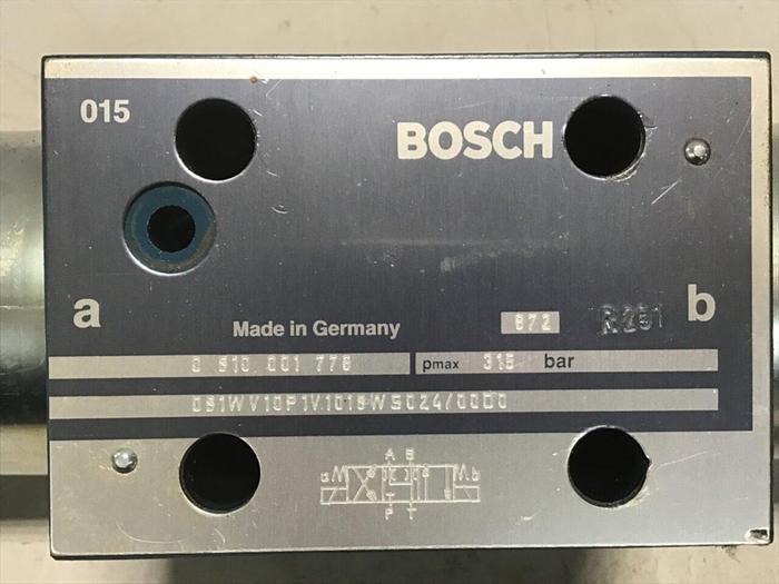 Used BOSCH Valve 0 810 001 776 #137780