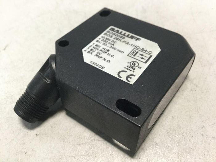 Used BALLUFF Photoelectric Sensor BOS 26K-PA-1HC-S4-C #101230