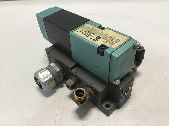 Used NUMATICS Pneumatic Solenoid Valve 082SA431M #114389