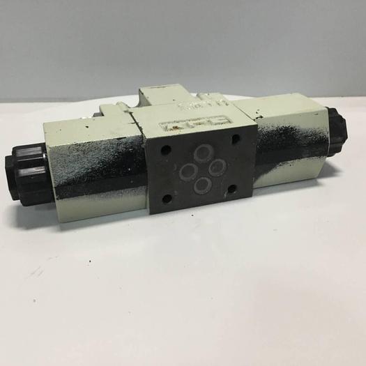 Used YUKEN Directional Valve DSHG-04-3C12-ET-D24-5033 #91587
