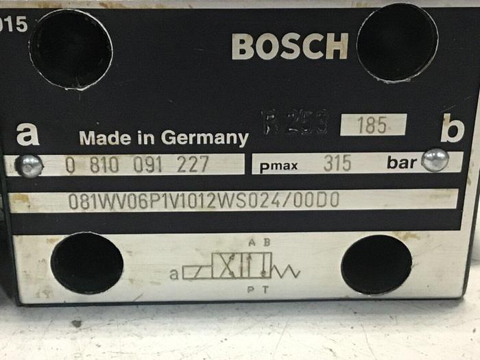 Used BOSCH Directional Valve 0 810 091 227 #124476