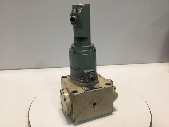 Used YUKEN Electro-Hydraulic Flow Control Valve EFBG-03-125-T-D-1104 #99517
